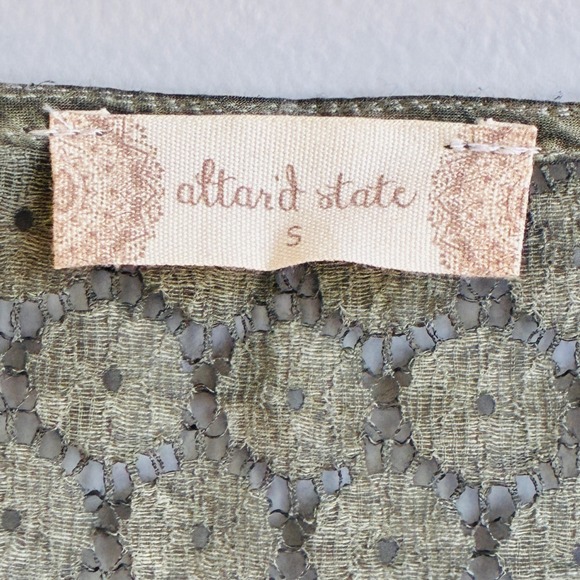 Altar'd State Embroidered Lace Top Shirt Women Small Green Boho Festival - Picture 2 of 9